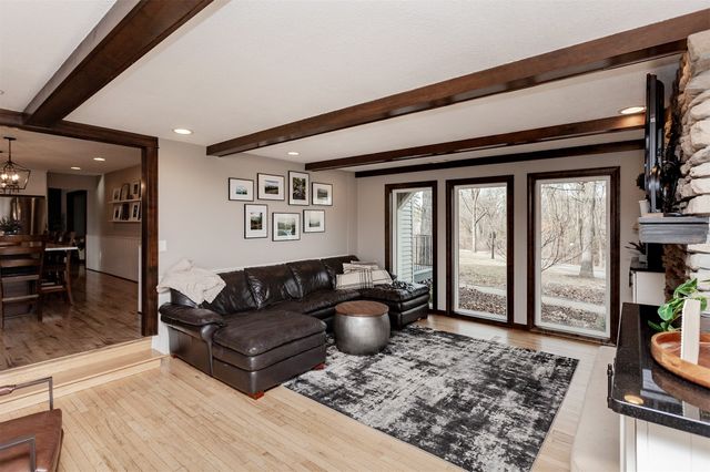 33080 Fox Creek Drive, Waukee, IA 50263