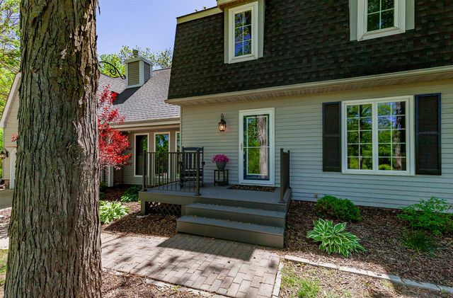 33080 Fox Creek Drive, Waukee, IA 50263