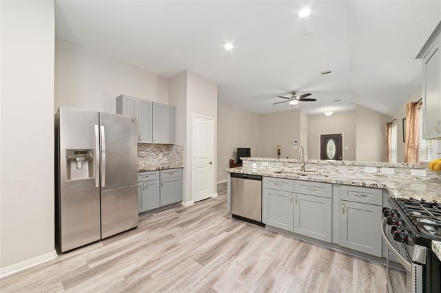 19610 Kingston Green Lane, Houston, TX 77073