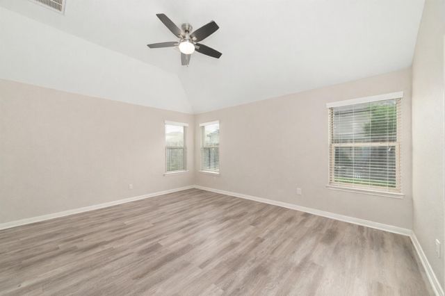 19610 Kingston Green Lane, Houston, TX 77073