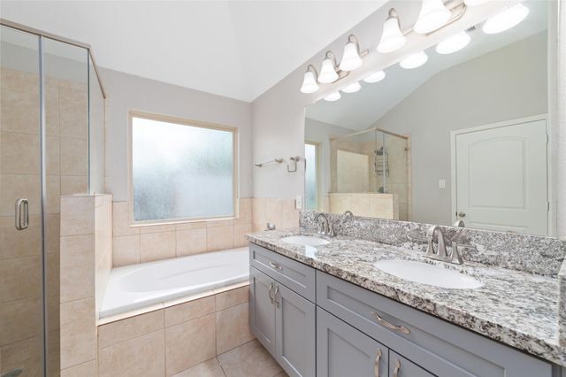 19610 Kingston Green Lane, Houston, TX 77073