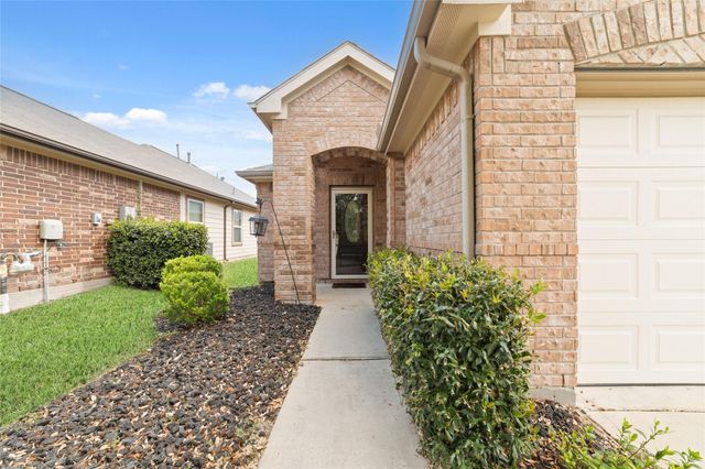 19610 Kingston Green Lane, Houston, TX 77073