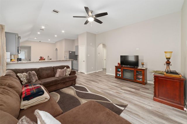 19610 Kingston Green Lane, Houston, TX 77073