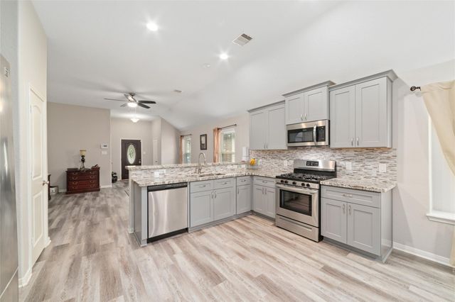 19610 Kingston Green Lane, Houston, TX 77073