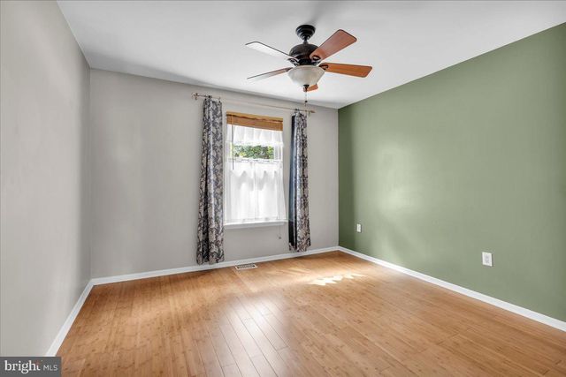 31 CHRISTOPHER RD, Voorhees, NJ 08043