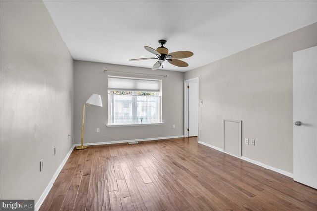31 CHRISTOPHER RD, Voorhees, NJ 08043