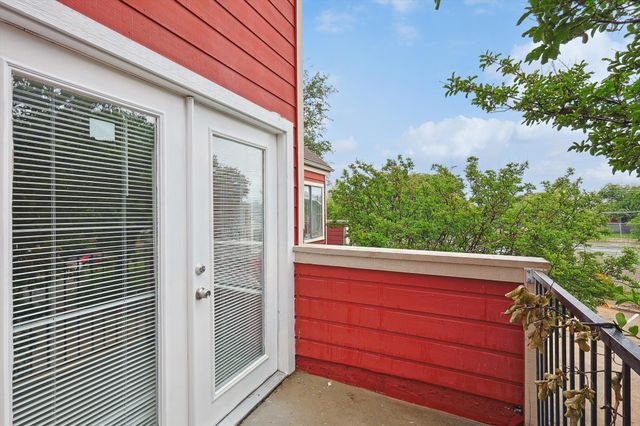 9805 Walnut Street 201, Dallas, TX 75243