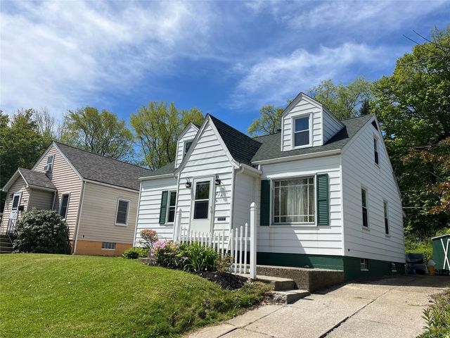 214 ANDREWS PARK Boulevard, Erie, PA 16511