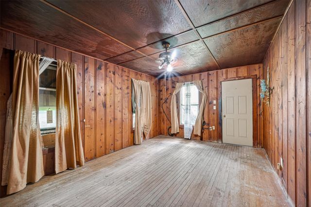 2127 Pearl Street, Houston, TX 77029