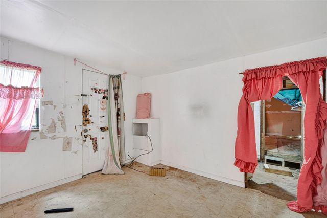 2127 Pearl Street, Houston, TX 77029
