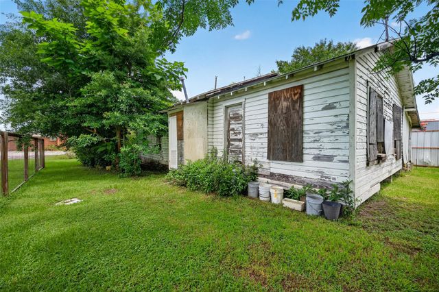 2127 Pearl Street, Houston, TX 77029