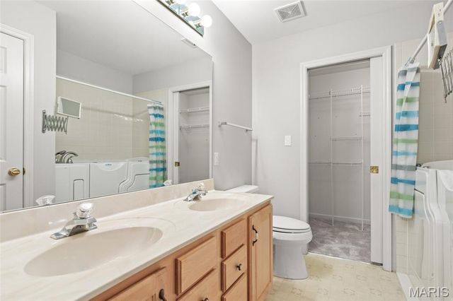 539 Galway Drive 6B, O'fallon, MO 63366