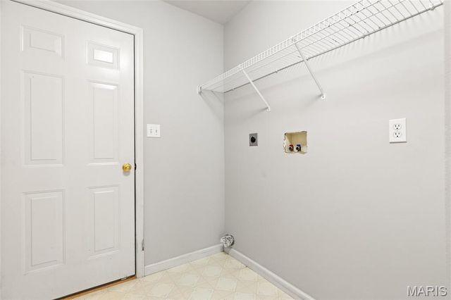 539 Galway Drive 6B, O'fallon, MO 63366