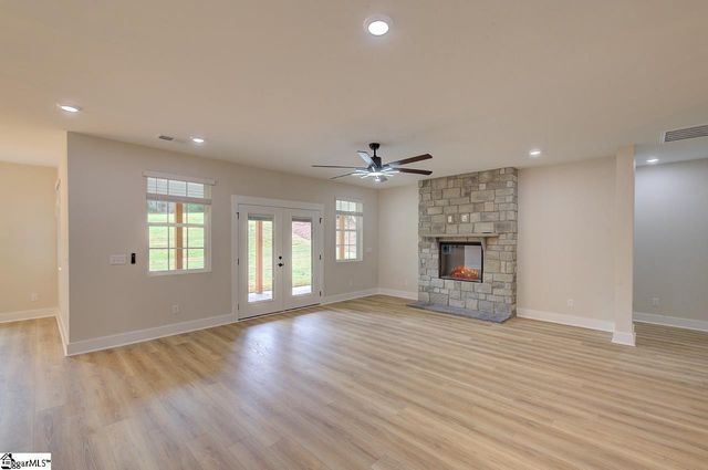 315 Lakefront Drive, Anderson, SC 29626