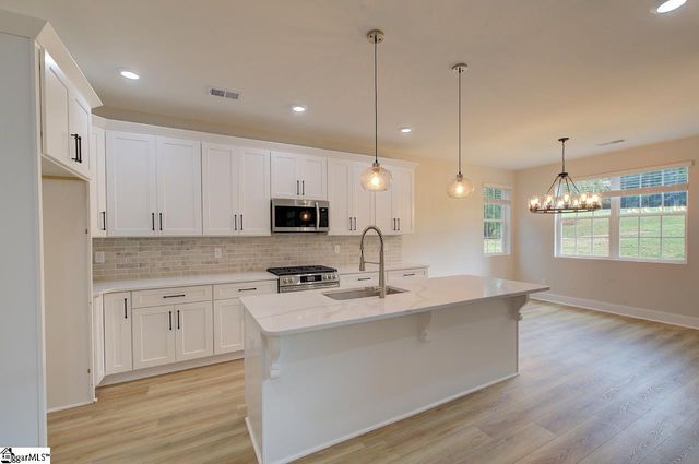 315 Lakefront Drive, Anderson, SC 29626