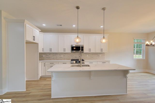 315 Lakefront Drive, Anderson, SC 29626