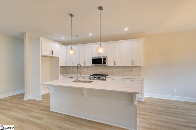 315 Lakefront Drive, Anderson, SC 29626