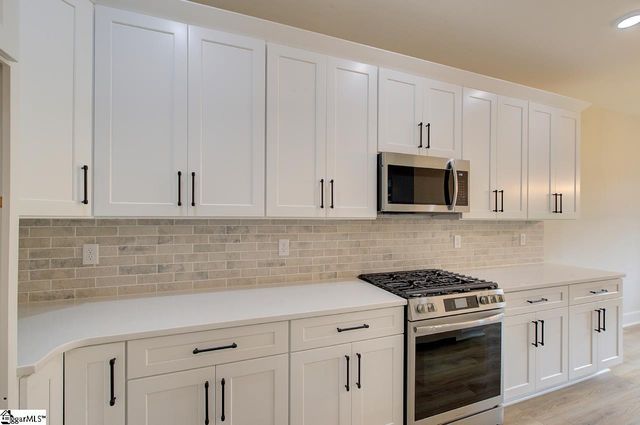 315 Lakefront Drive, Anderson, SC 29626