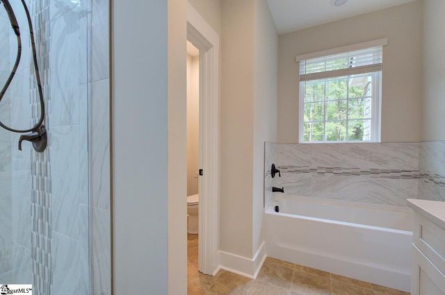 315 Lakefront Drive, Anderson, SC 29626