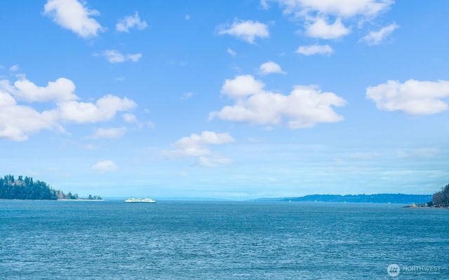 14274 Olympic Drive SW, Vashon, WA 98070