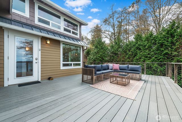 14274 Olympic Drive SW, Vashon, WA 98070