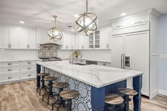 400 BROADWAY, Dunedin, FL 34698