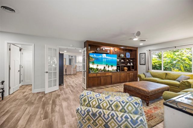 400 BROADWAY, Dunedin, FL 34698