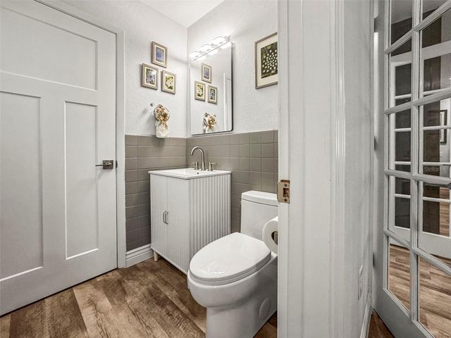 400 BROADWAY, Dunedin, FL 34698