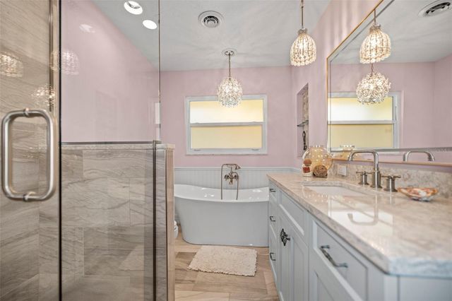 400 BROADWAY, Dunedin, FL 34698