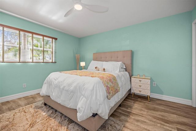 400 BROADWAY, Dunedin, FL 34698