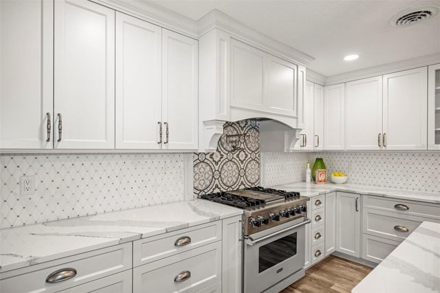 400 BROADWAY, Dunedin, FL 34698