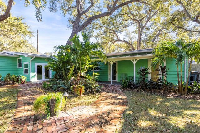 400 BROADWAY, Dunedin, FL 34698