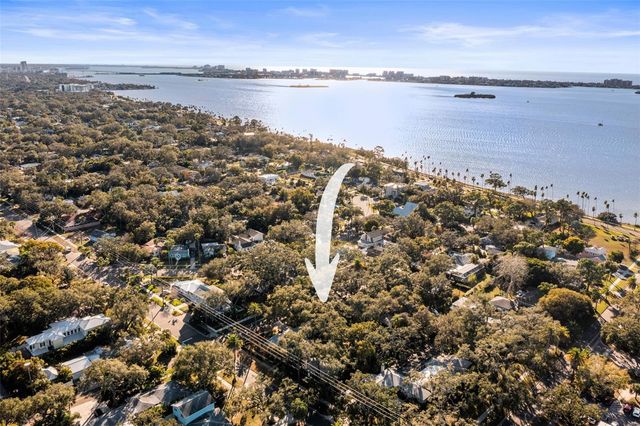 400 BROADWAY, Dunedin, FL 34698