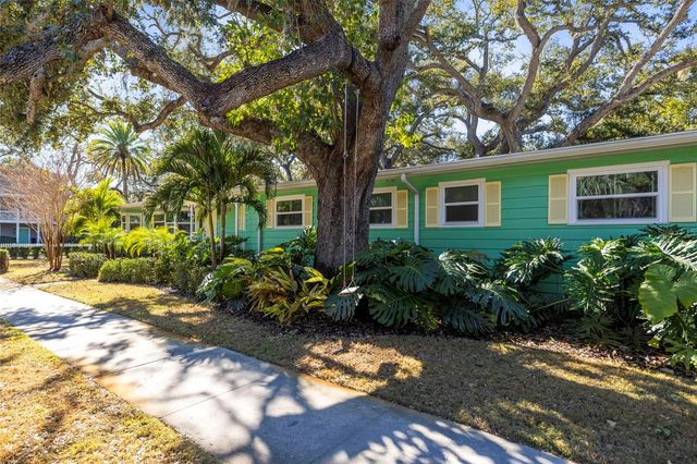 400 BROADWAY, Dunedin, FL 34698