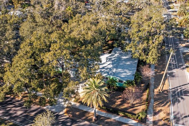 400 BROADWAY, Dunedin, FL 34698