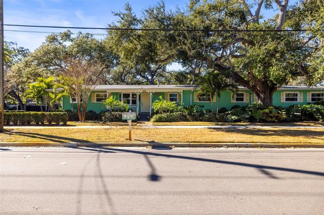 400 BROADWAY, Dunedin, FL 34698