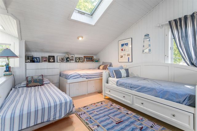 910 Adams Road, South Haven, MI 49090