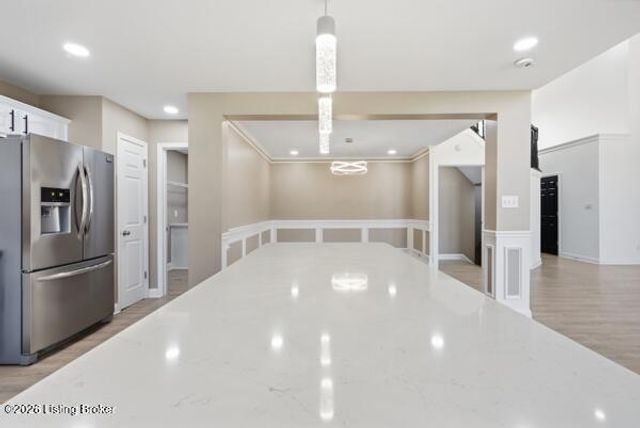 11504 Nancy Stone Ct, Louisville, KY 40229