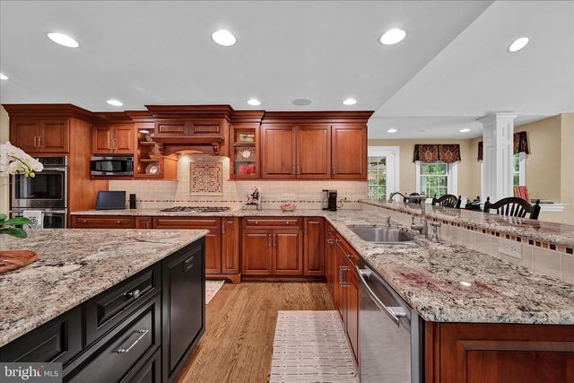 451 CASSATT RD, Berwyn, PA 19312