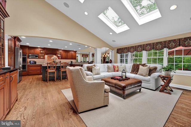 451 CASSATT RD, Berwyn, PA 19312