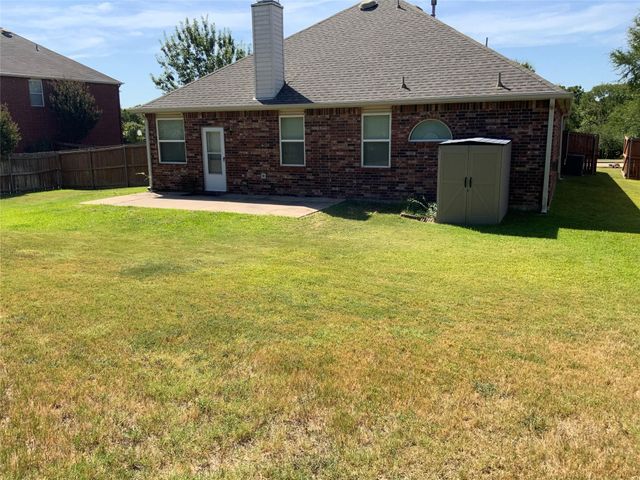 1125 Shadowridge Circle, Lewisville, TX 75067