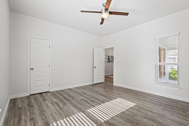 1005 W Bullock Street, Denison, TX 75020