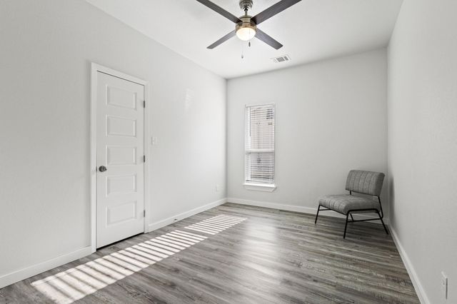 1005 W Bullock Street, Denison, TX 75020