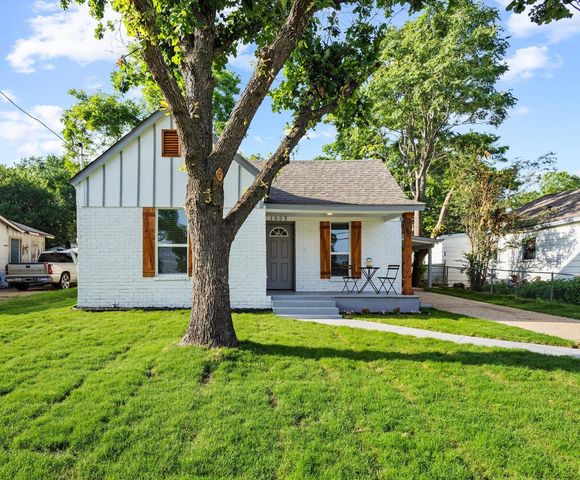 1005 W Bullock Street, Denison, TX 75020
