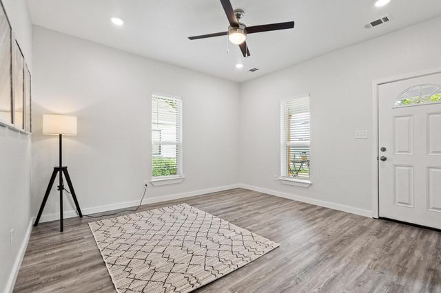 1005 W Bullock Street, Denison, TX 75020