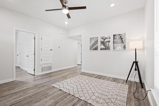 1005 W Bullock Street, Denison, TX 75020