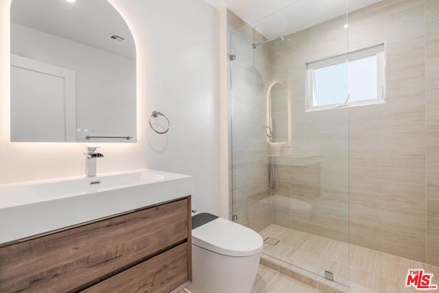 7968 Norton Avenue 1, West Hollywood, CA 90046