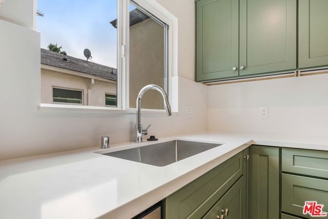 7968 Norton Avenue 1, West Hollywood, CA 90046