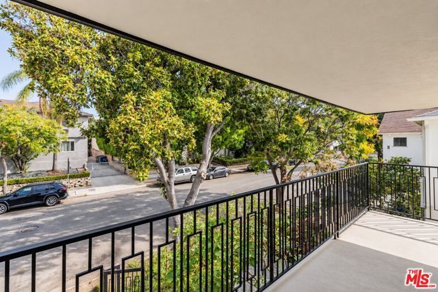 7968 Norton Avenue 1, West Hollywood, CA 90046