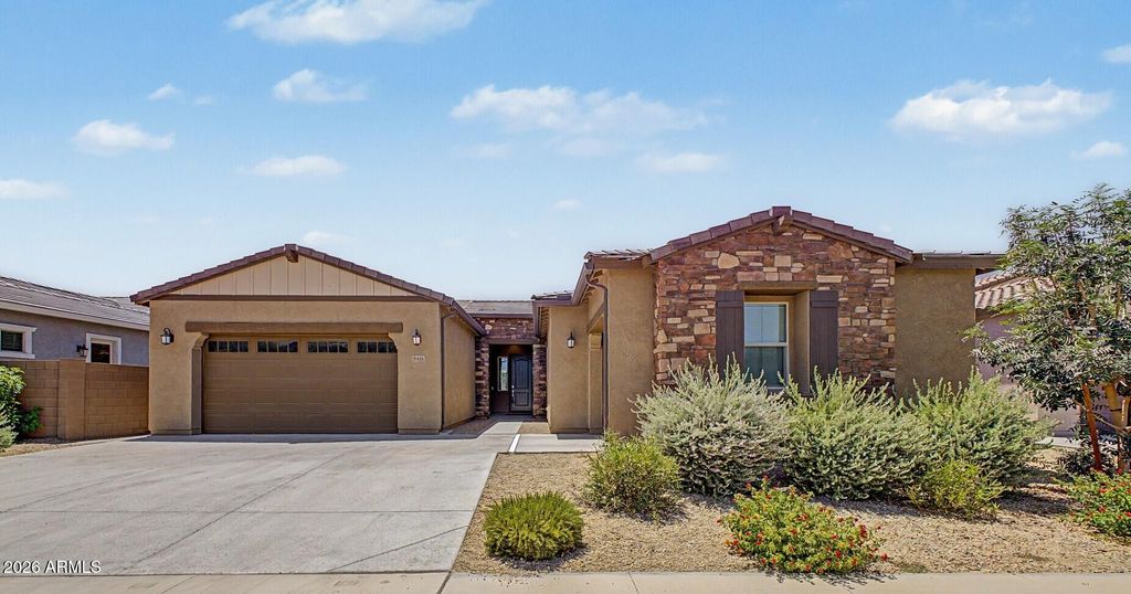 9416 S 41ST Drive, Laveen, AZ 85339